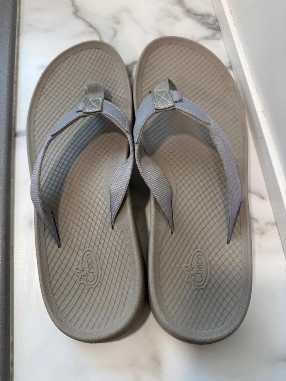 Chaco Women's Lowdown Flip Grey Sandals size 8